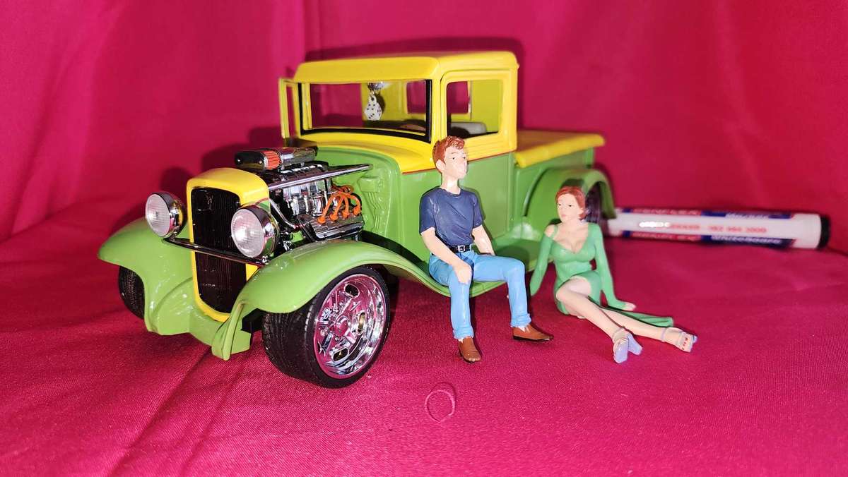 Bakkie Hot   Street Rod (1:18)