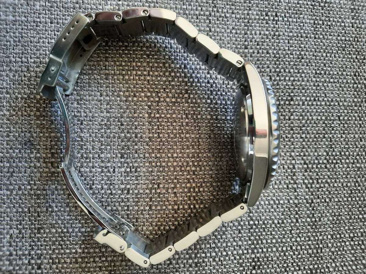 Mens Divers Watch Automatic 42mm Stainless Steel.