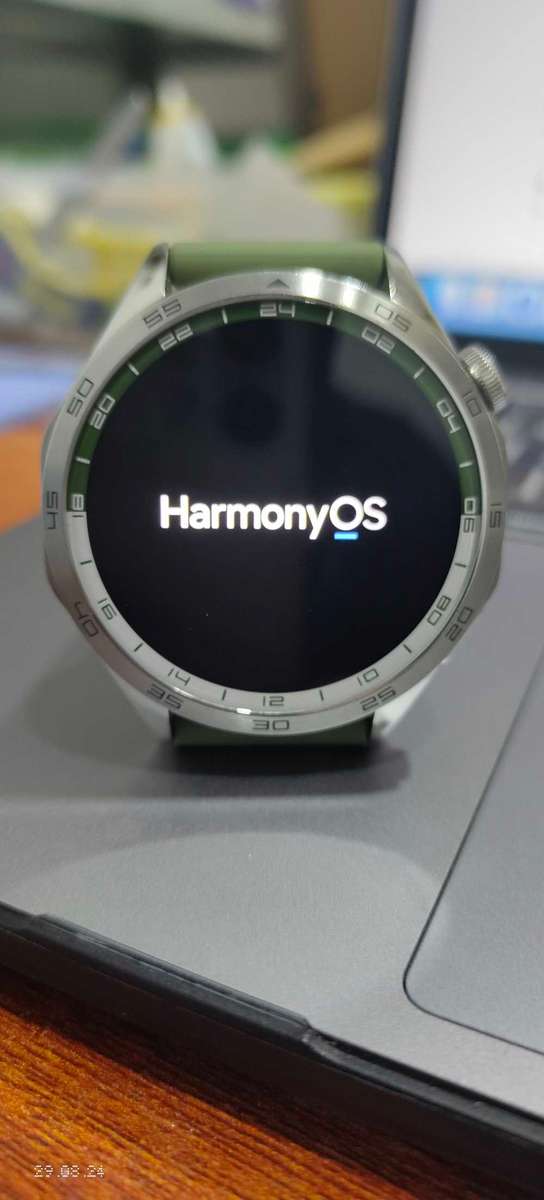 Huawei Watch GT 4 46mm Green (pre owned)