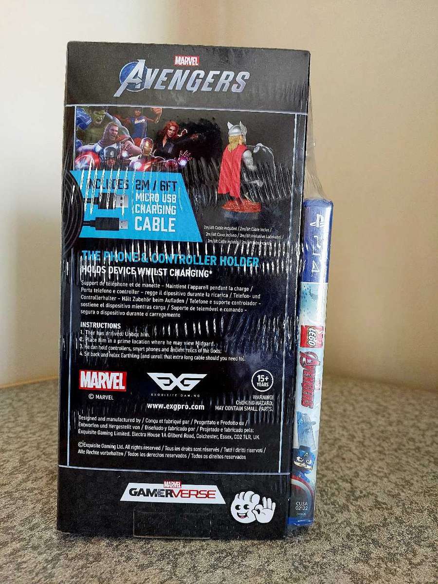 Lego Avengers + Phone and Controller Holder