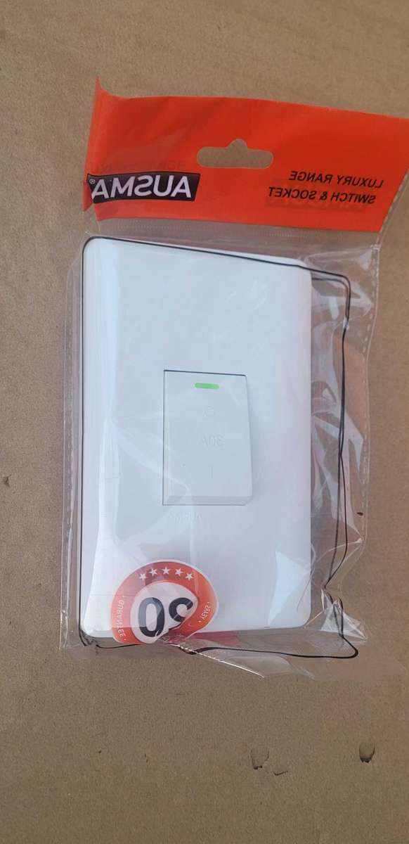 AUSMA 20A Luxury Range Switch & Socket (Bid Per Piece)