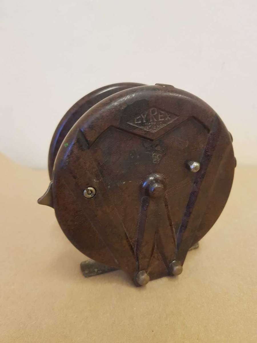 Gyrex Backelite fishing reel