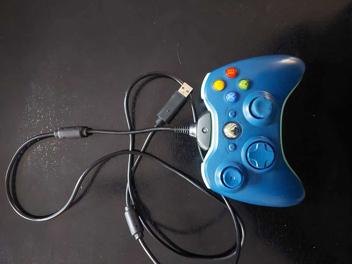 BLUE XBOX 360 LIMITED EDITION!!!