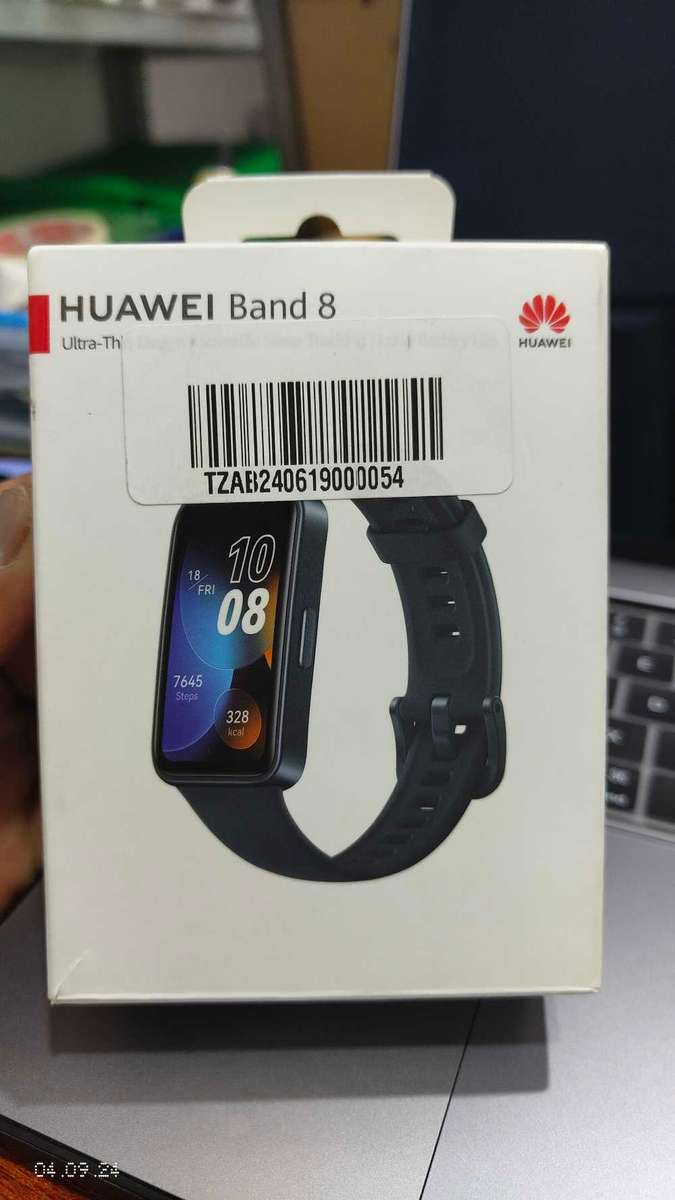 Huawei Band 8 Black Color