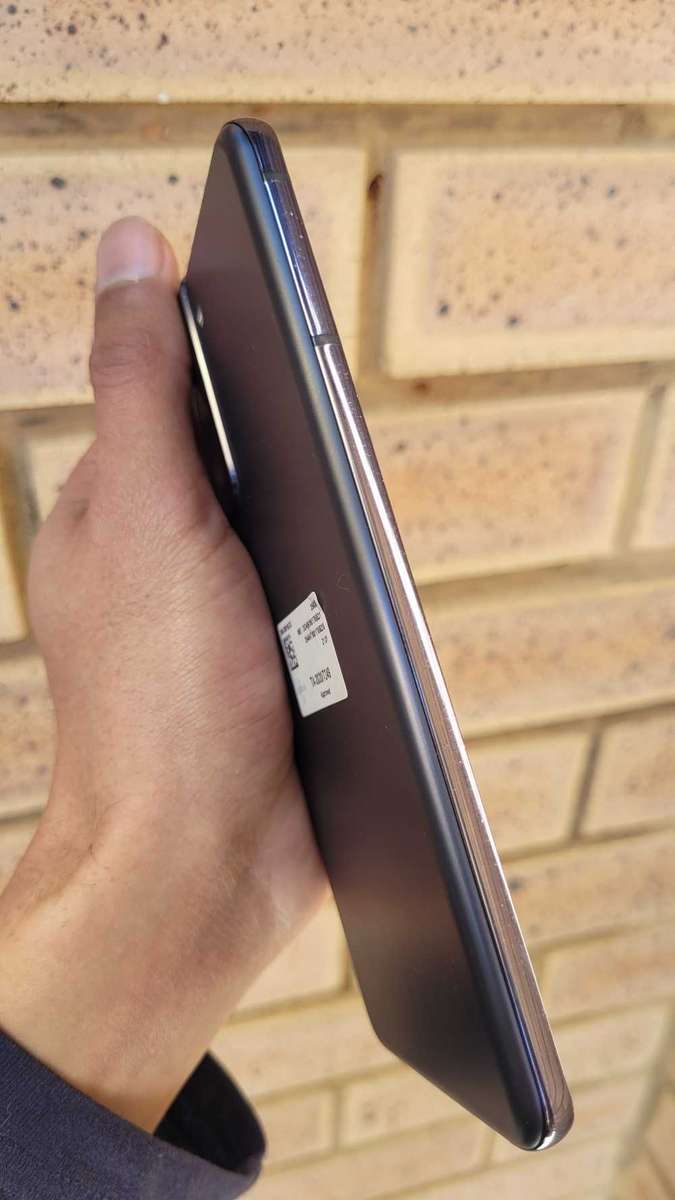 Samsung Galaxy S21 - 5G Dual Sim