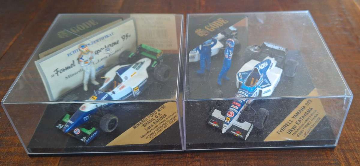 Set of Two Gode formula 1 models