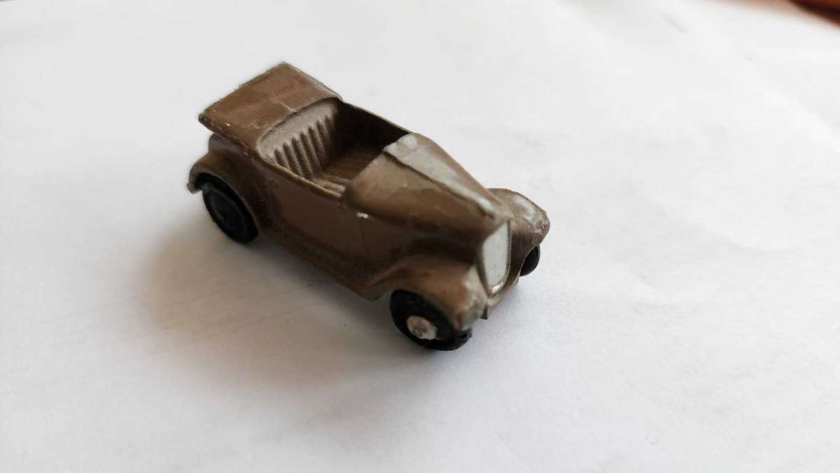 Dinky Austin #35d of the 1940's
