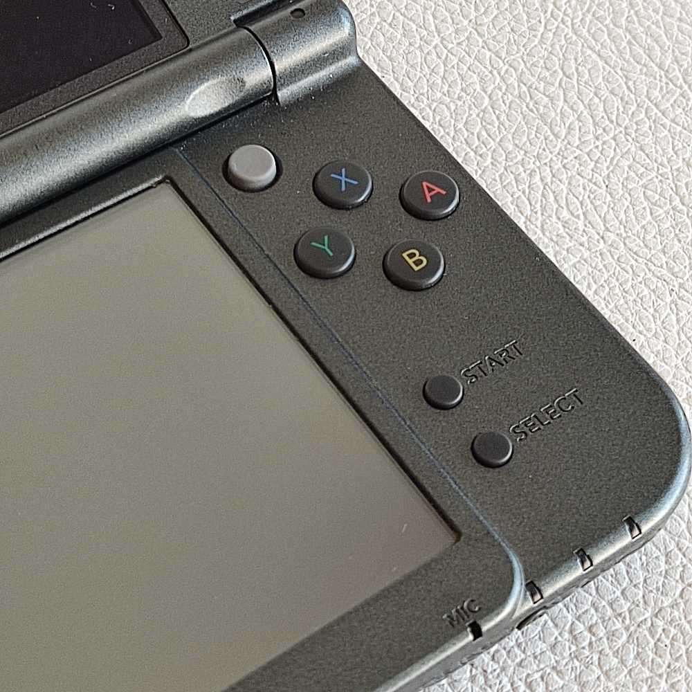 "New" Nintendo 3ds XL console