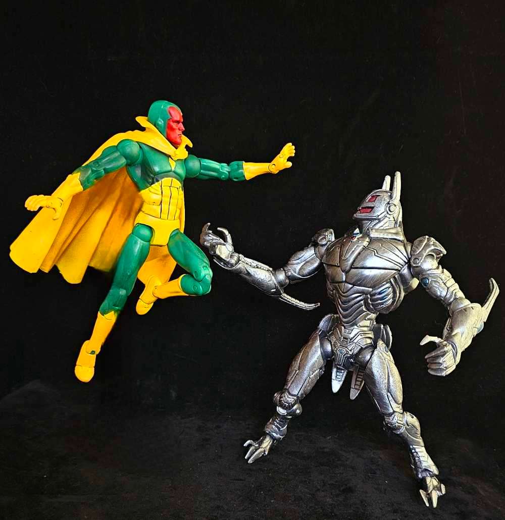 ToyBiz Marvel Legends Vision