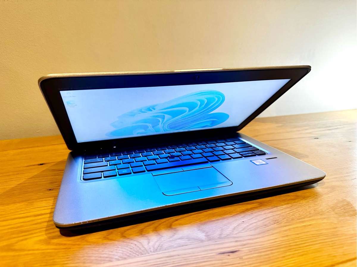HP ELITEBOOK 820 G4 LAPTOP | CORE i5 7300U 2.6GHZ | 8GB RAM | 500GB HDD | WIN 11 PRO