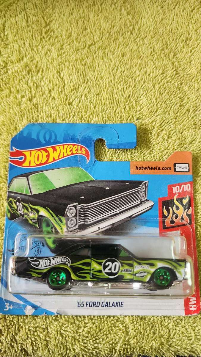 Hotwheels 65 Ford Galaxie