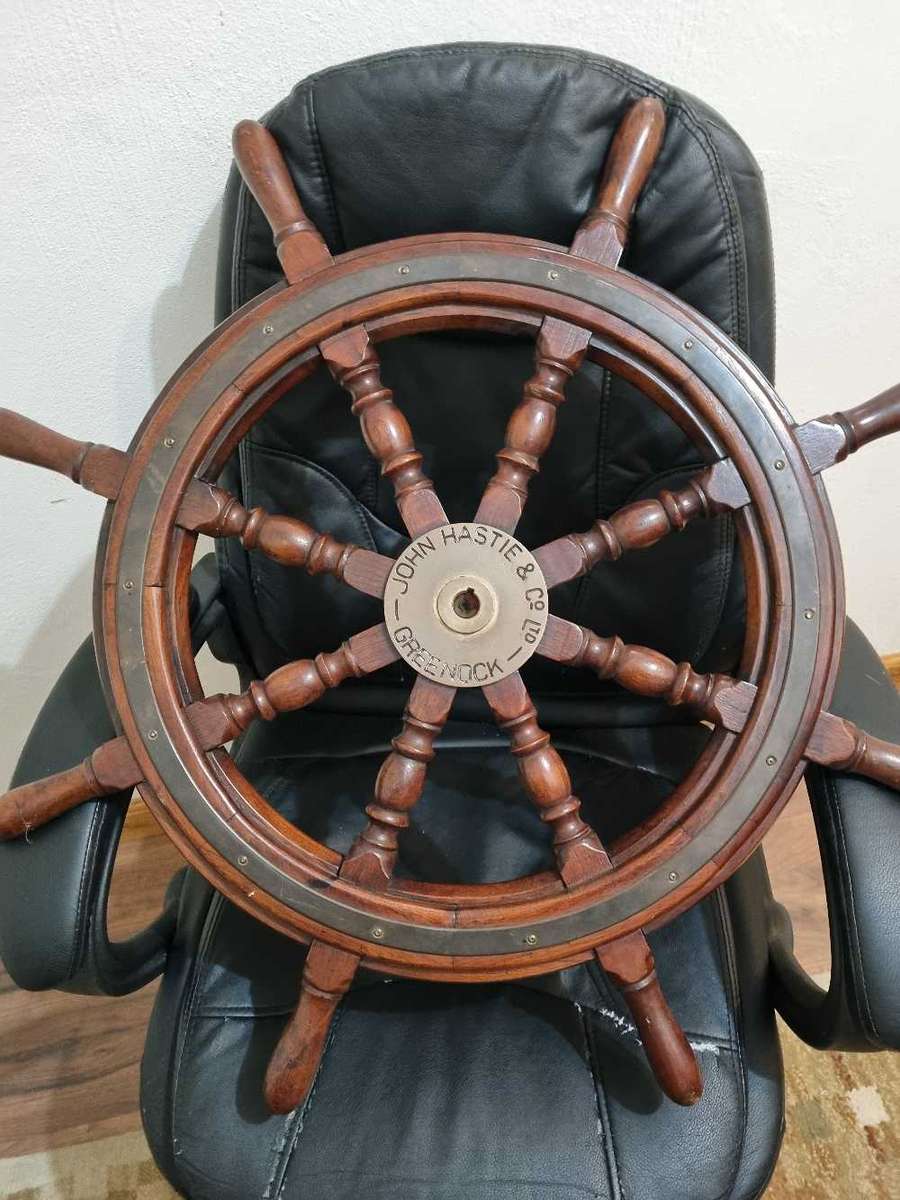 *** Antique not a replica or modern 76 cm original John Hastie and co ltd, Scotland, ships wheel ***