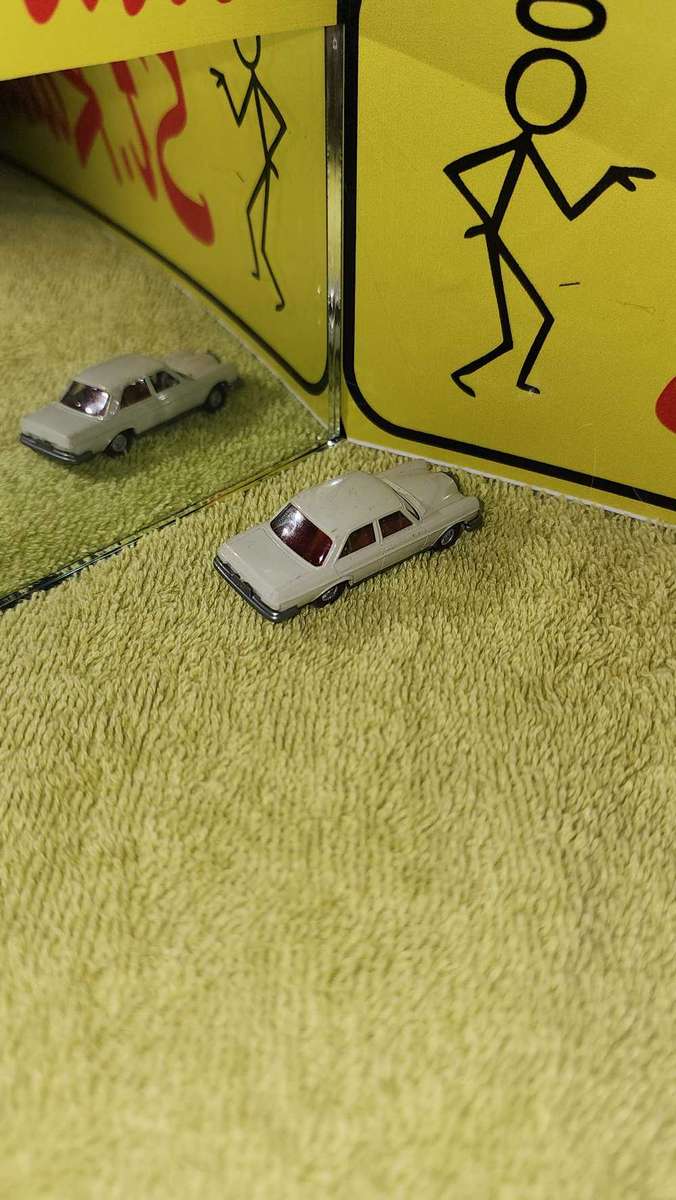 Mercedes Benz 280S by Wiking