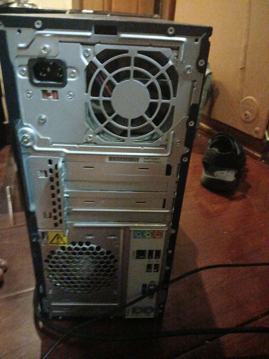 HP DX2390 DESKTOP TOWER - RATHER OLD STOCK PULLED