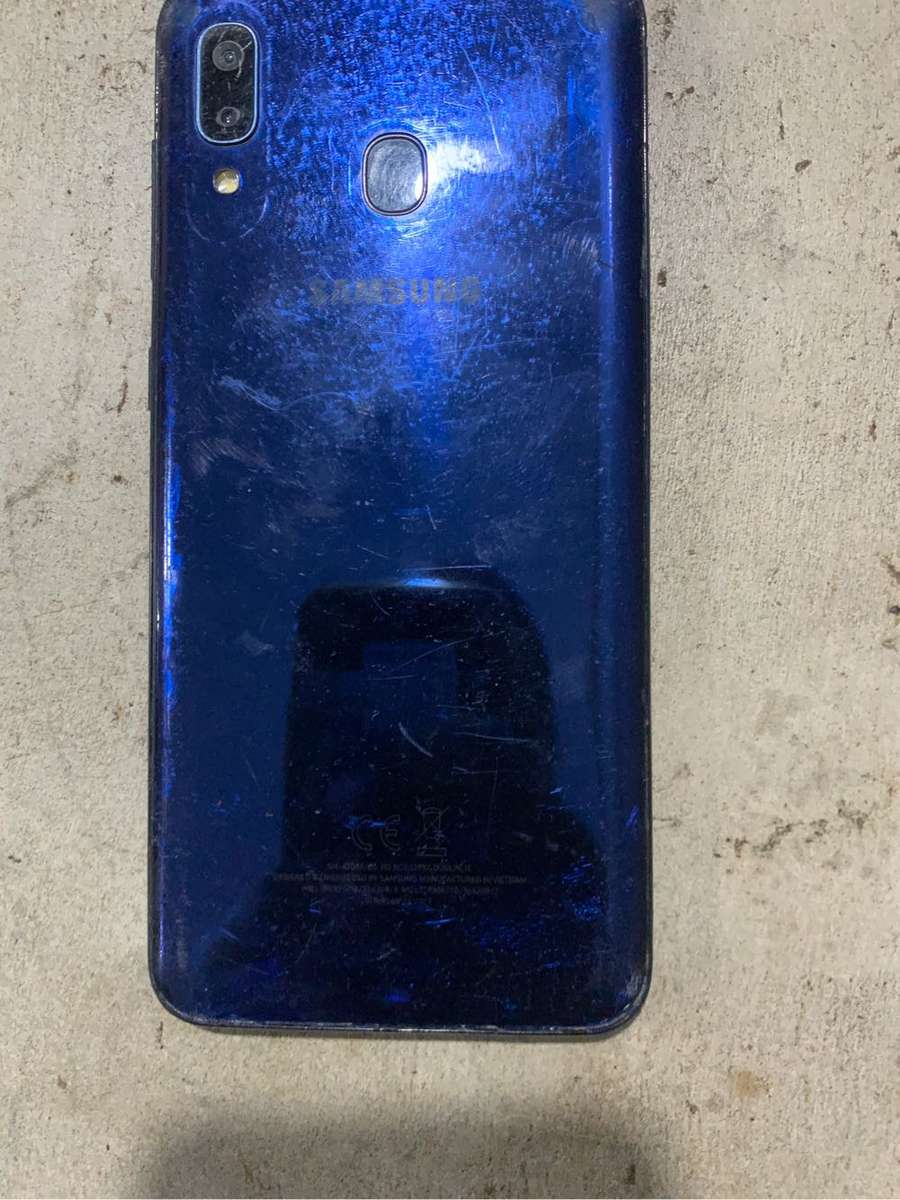 Samsung A20