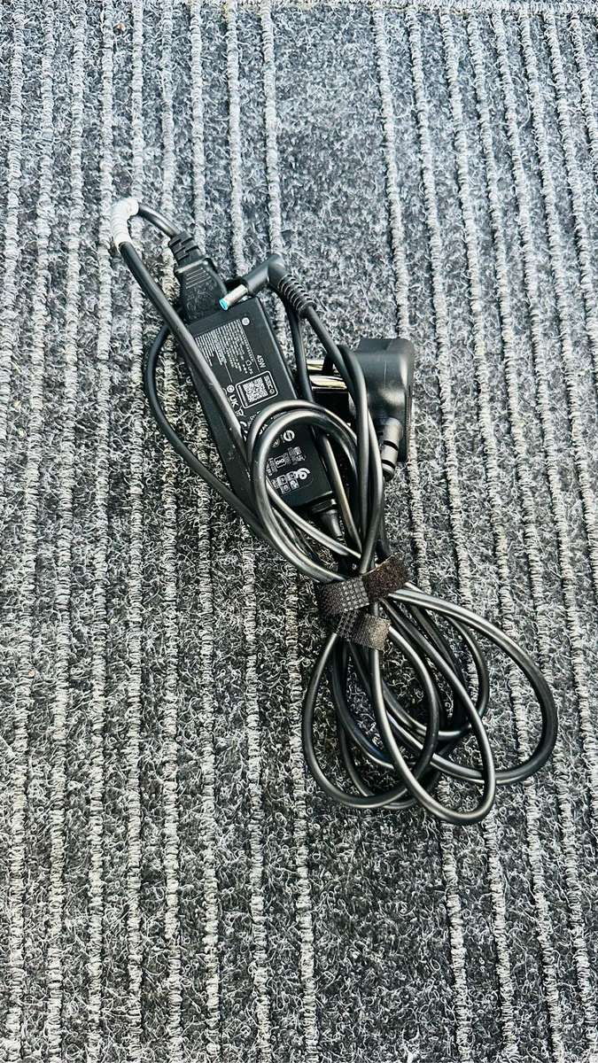 HP Laptop  1 1th Gen i7 Quad 12GB Ram 1TB HDD 1080p Led Display iRIS Graphics - Excellent Condition