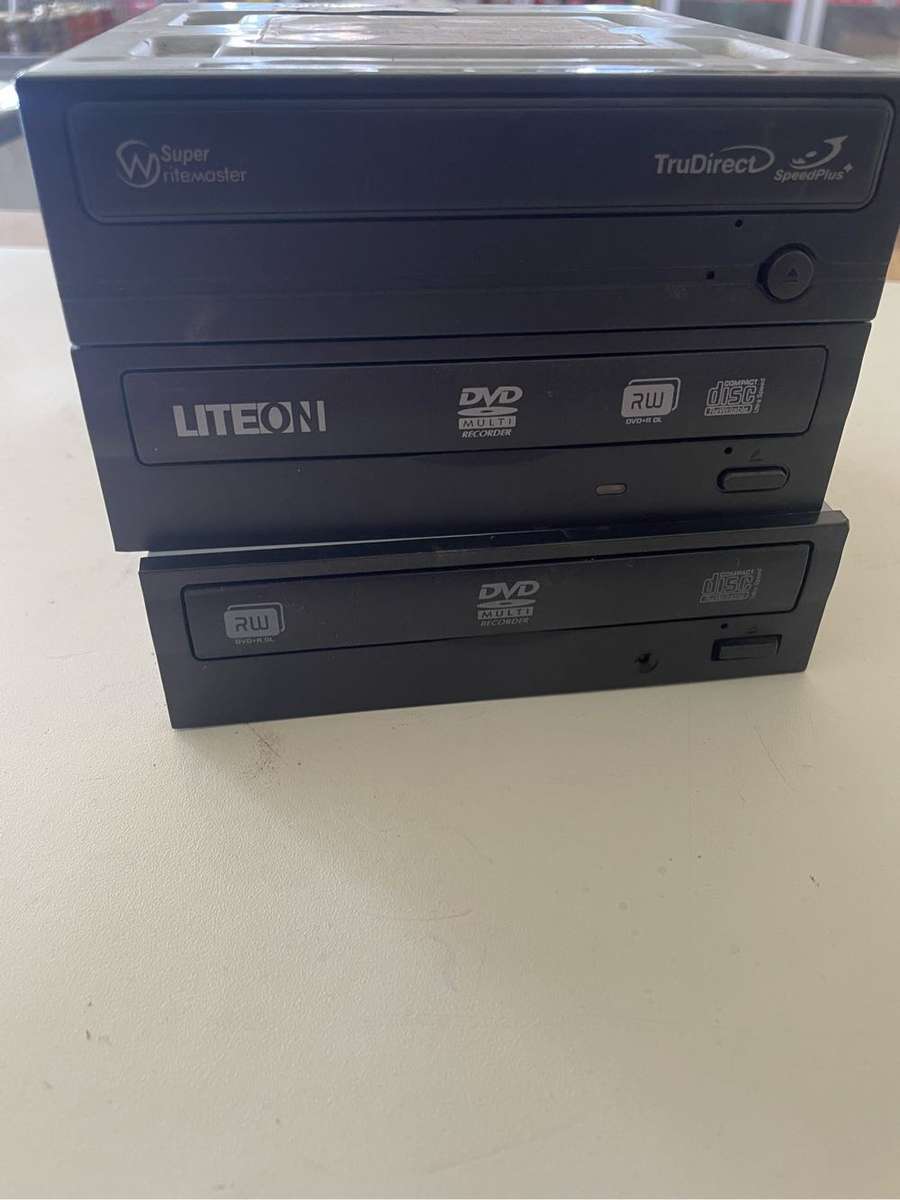 2 x Lite-on and Samsung DVD Roms**Tested working but may need cleaning**