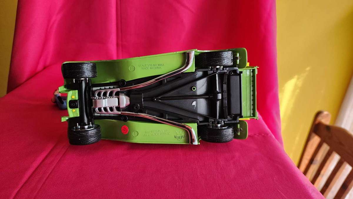 Bakkie Hot   Street Rod (1:18)