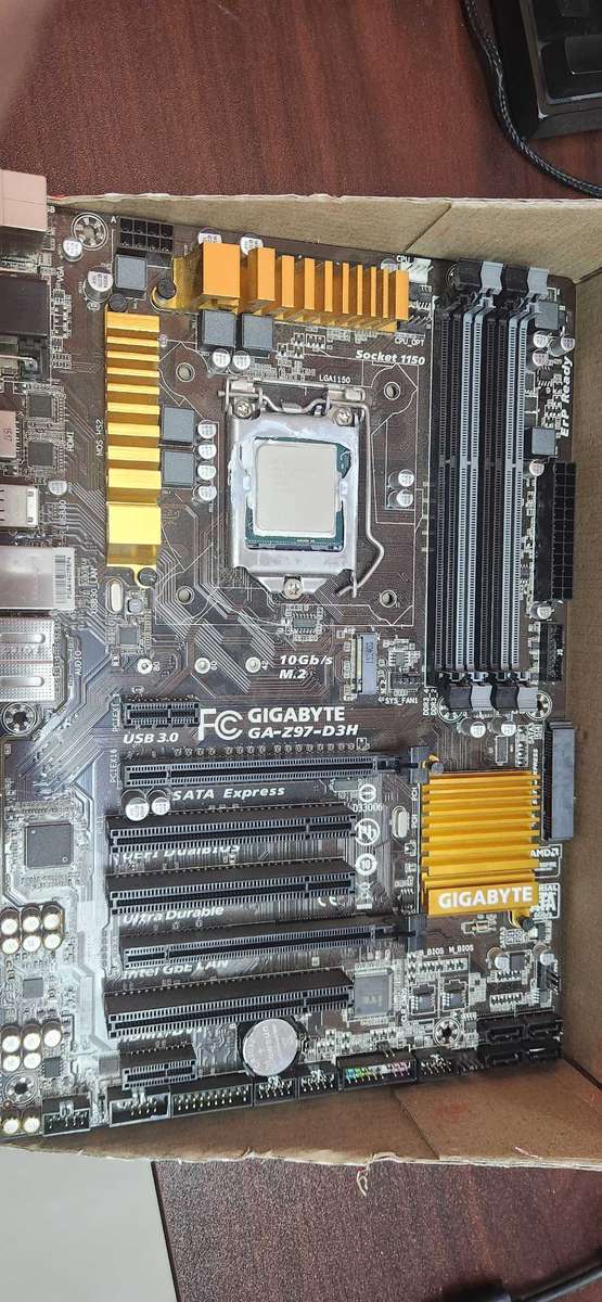 Gigabyte  ga-z97-d3h  with intel i5-4590