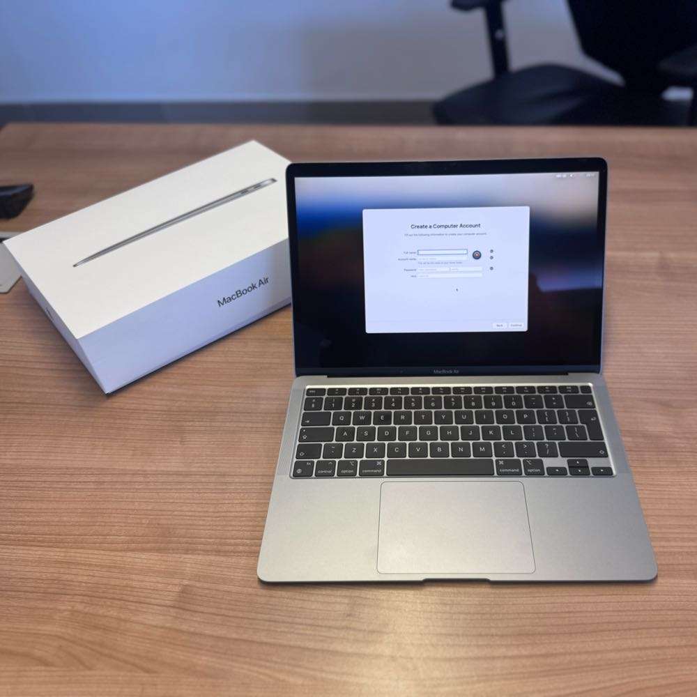 MacBook Air 13-inch | Apple M1 chip | 256GB - Space Grey-