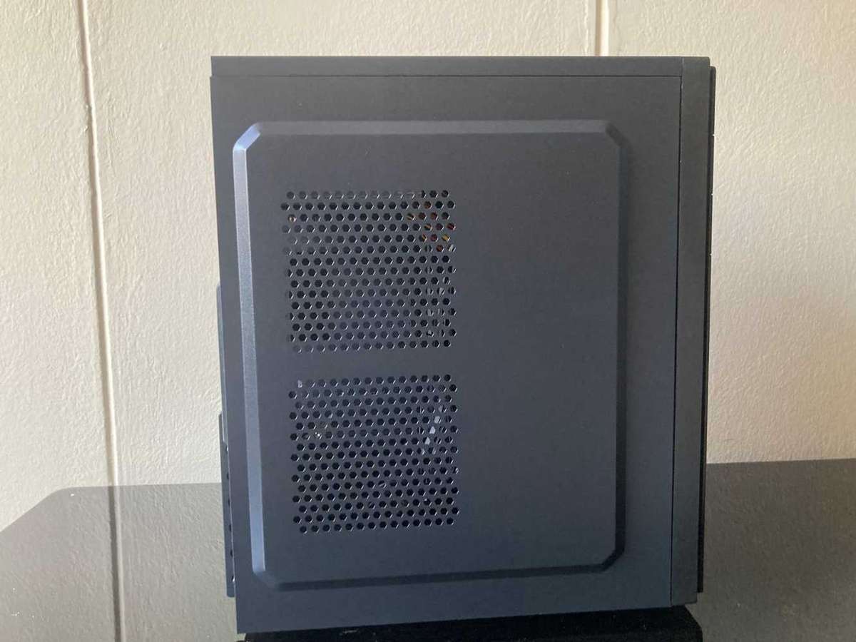 YAMA E183 Midi Chassis With 400W Power supply