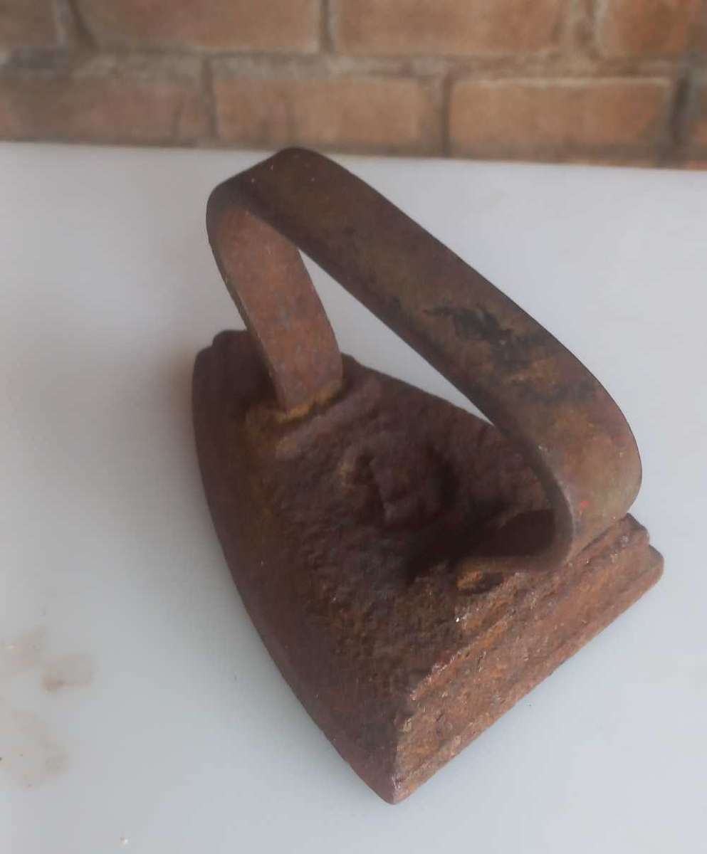 Vintage iron no 4