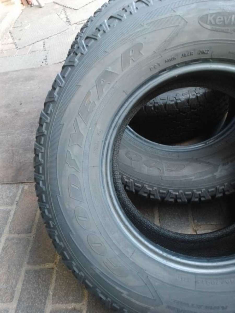 265/60/18 Goodyear Wranglar AT. Great Condition