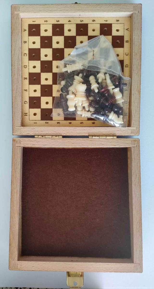 Chess set ,Miniature