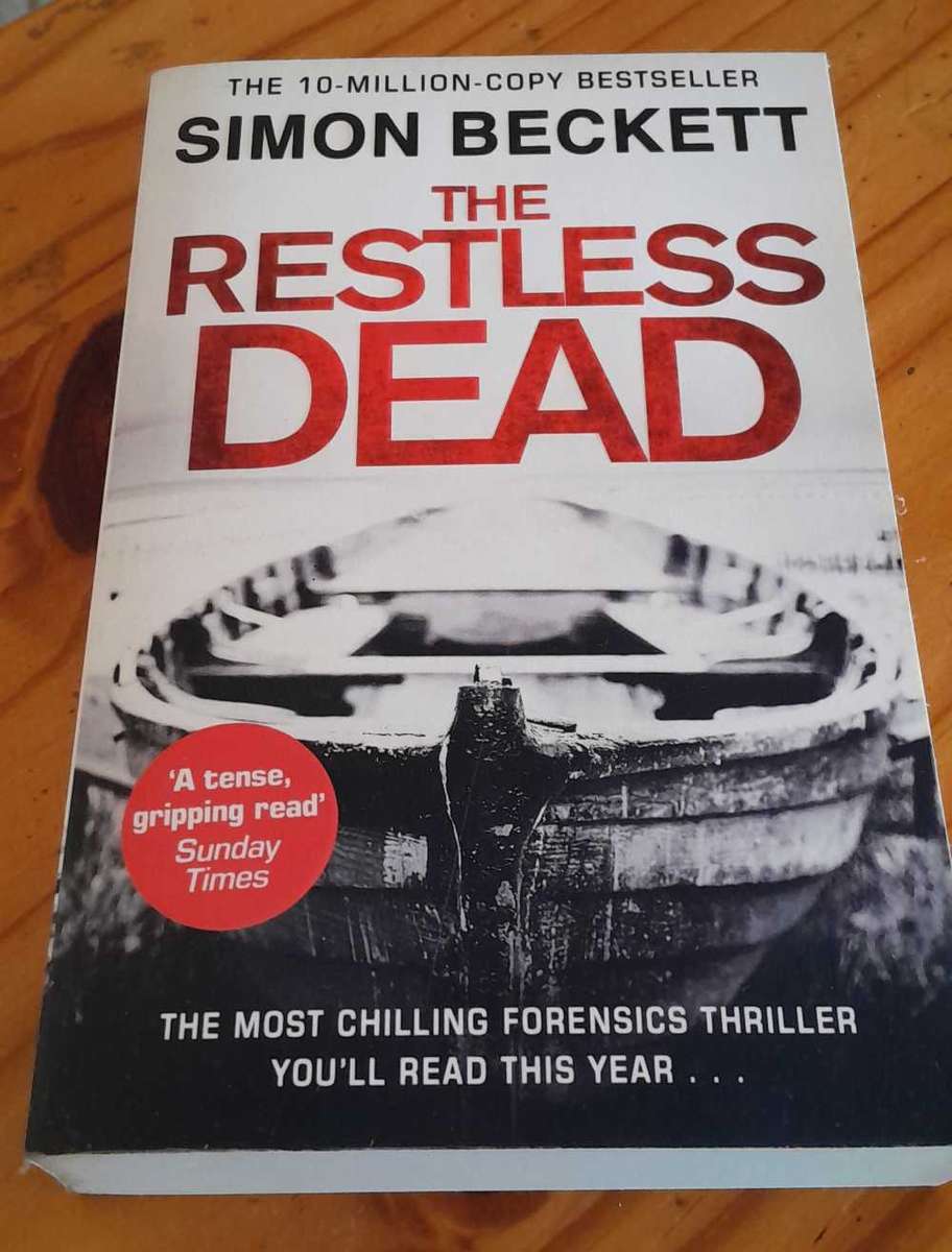 The Restless Dead-Simon Beckett