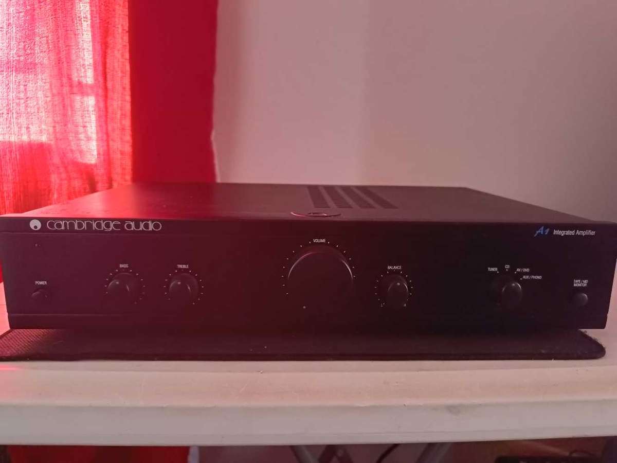 Cambridge audio A1 Stereo Amplifier