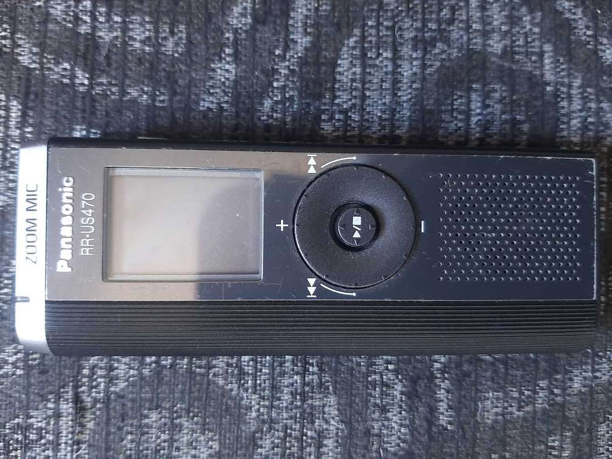 Panasonic RR-US470 voice recorder