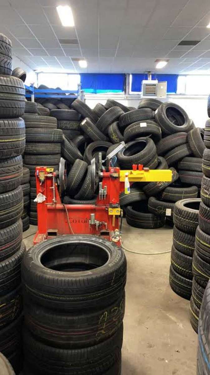 Quality Second hand tyres in all sizes and in  assorted brands