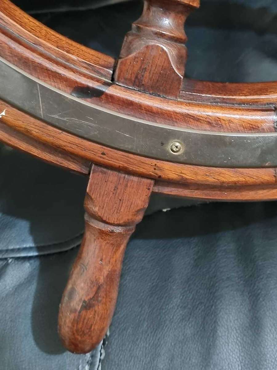 *** Antique not a replica or modern 76 cm original John Hastie and co ltd, Scotland, ships wheel ***