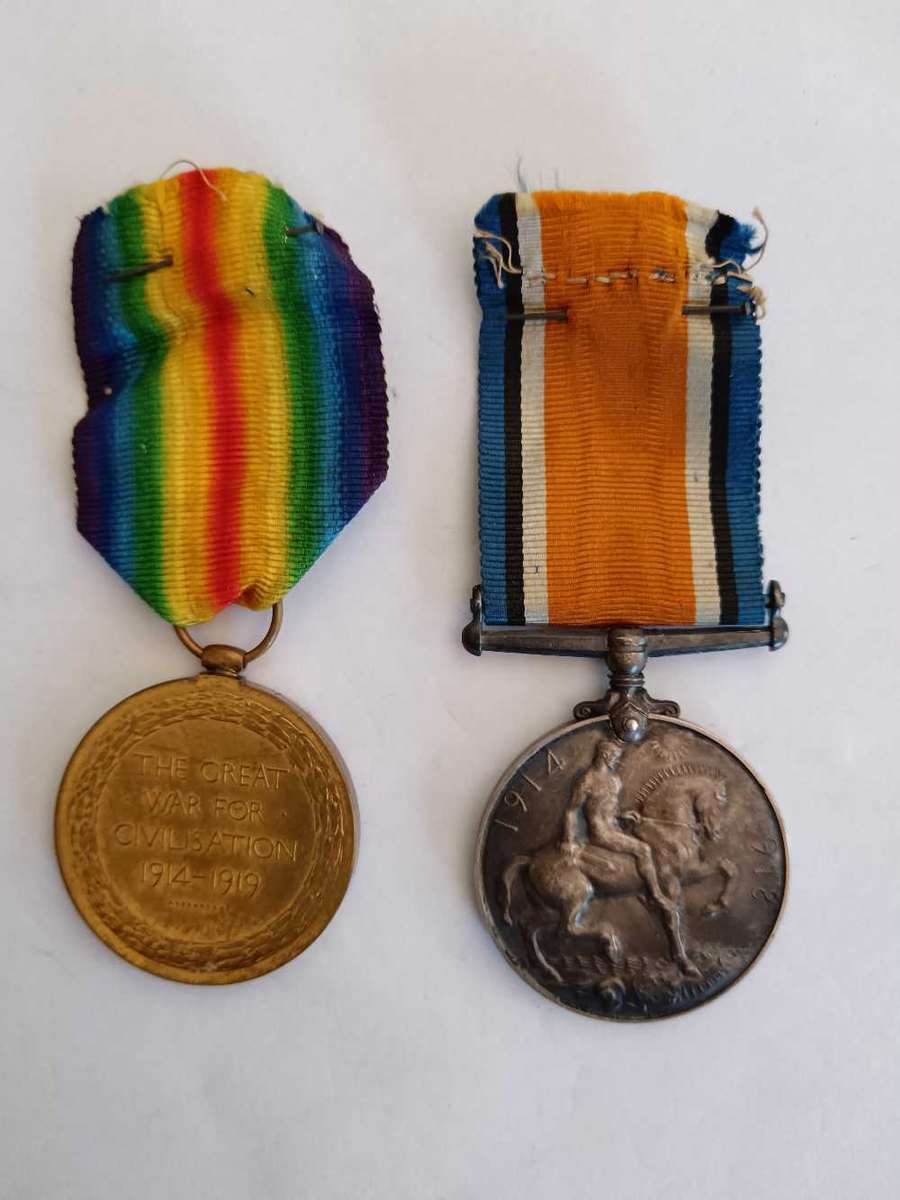 Pair of WW1 Medals