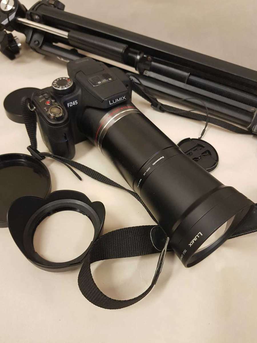 Panasonic Lumix FZ 45. x24 zoom camera with additional 2.2 x zoom lens