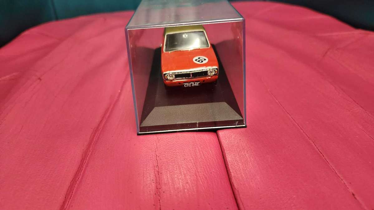 Cortina Mk II Classic Racer