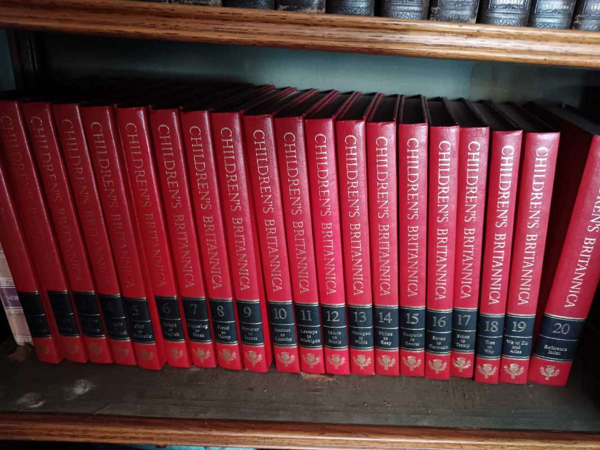 Set of Children's Britannica Encyclopedia Volume 1 to 20