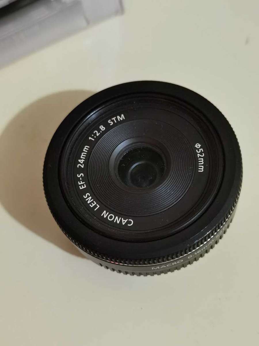 Canon EFS 24mm f2.8 STM pancake lens
