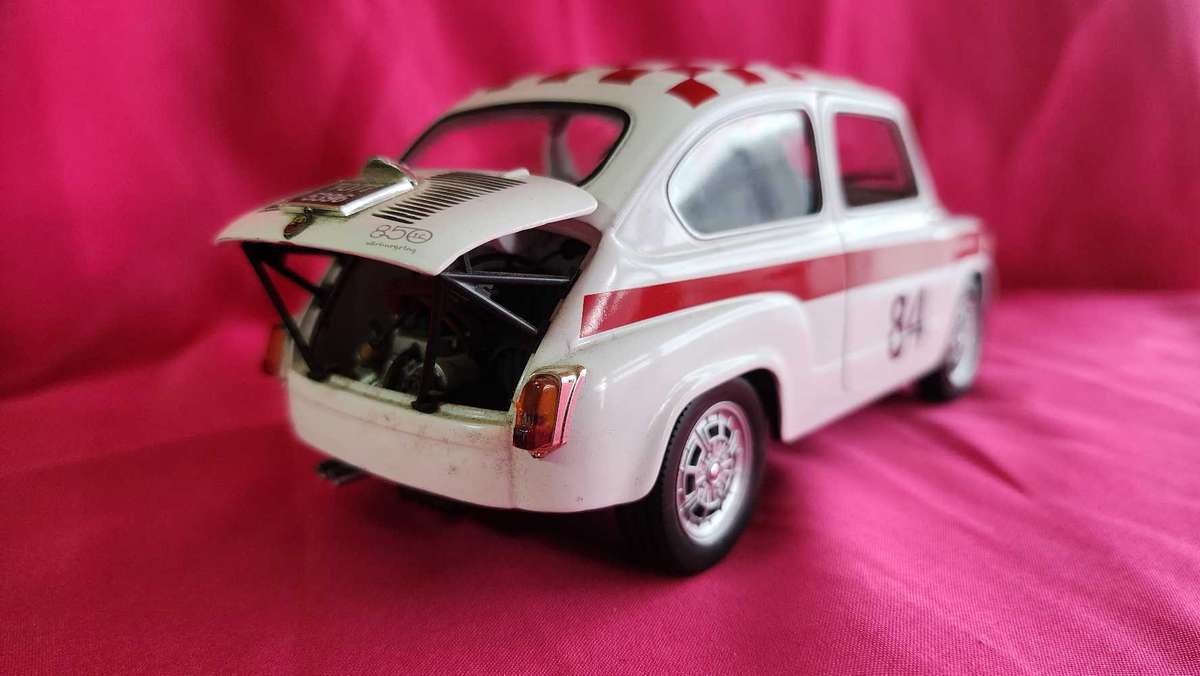 61' Fiat Abarth  1:18