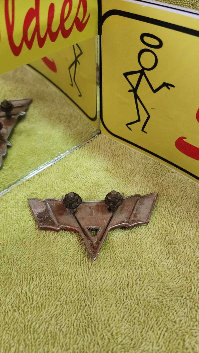 Old-school Chevrolet Badge