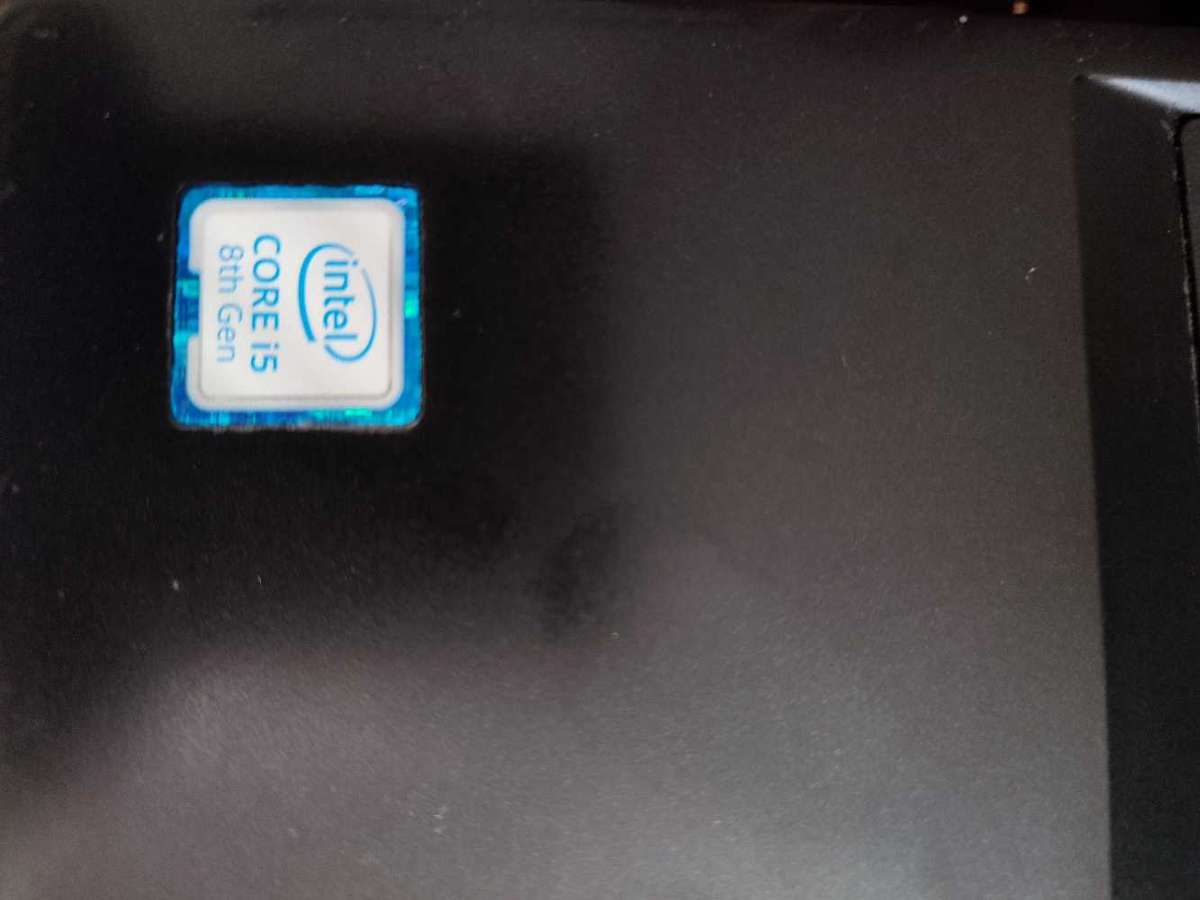 Lenovo ThinkPad E580  15.6-inch FHD Laptop - Intel Core i5-8250U 256 GB SSD 16GB RAM Win 11 Pro