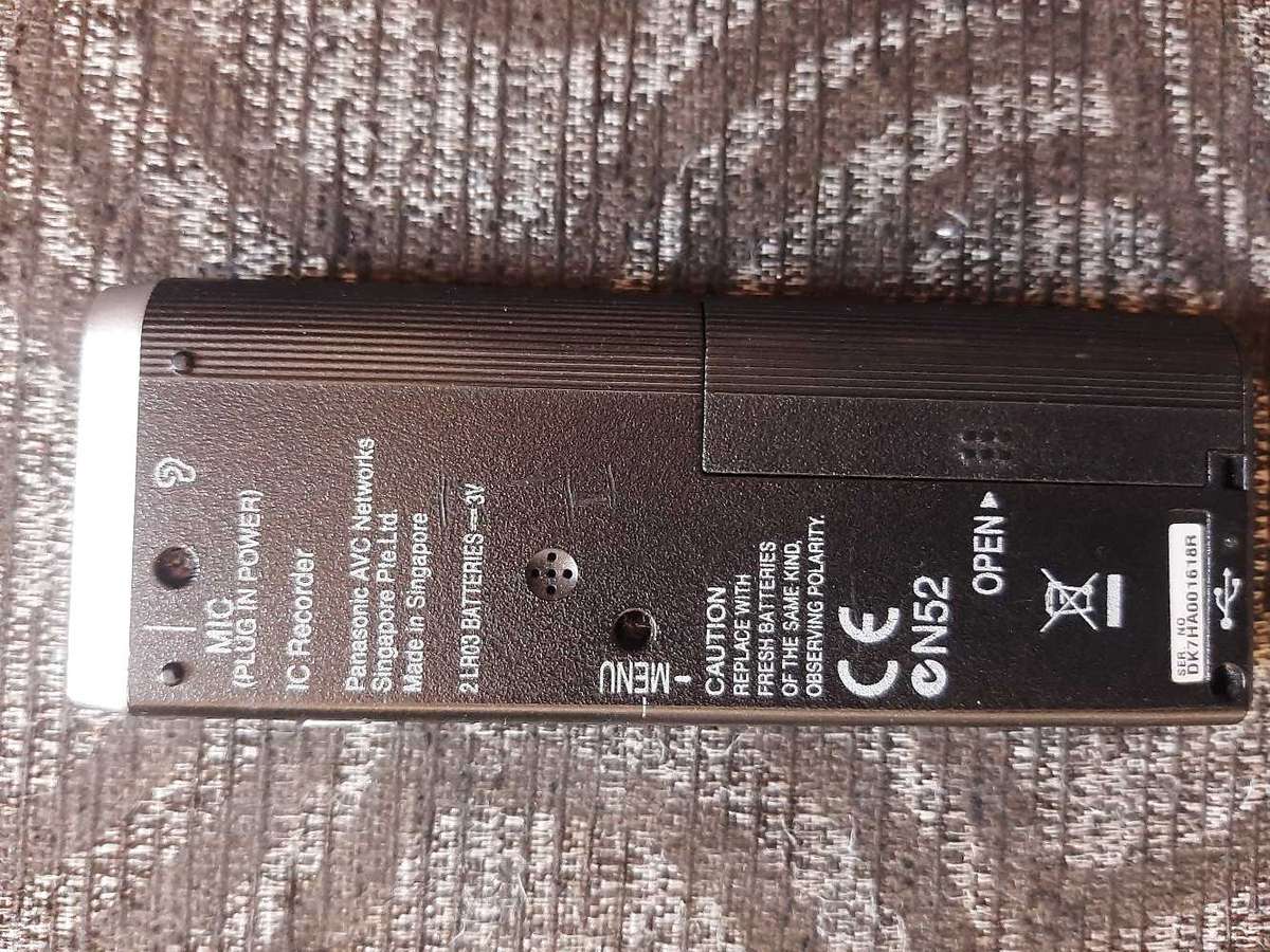 Panasonic RR-US470 voice recorder