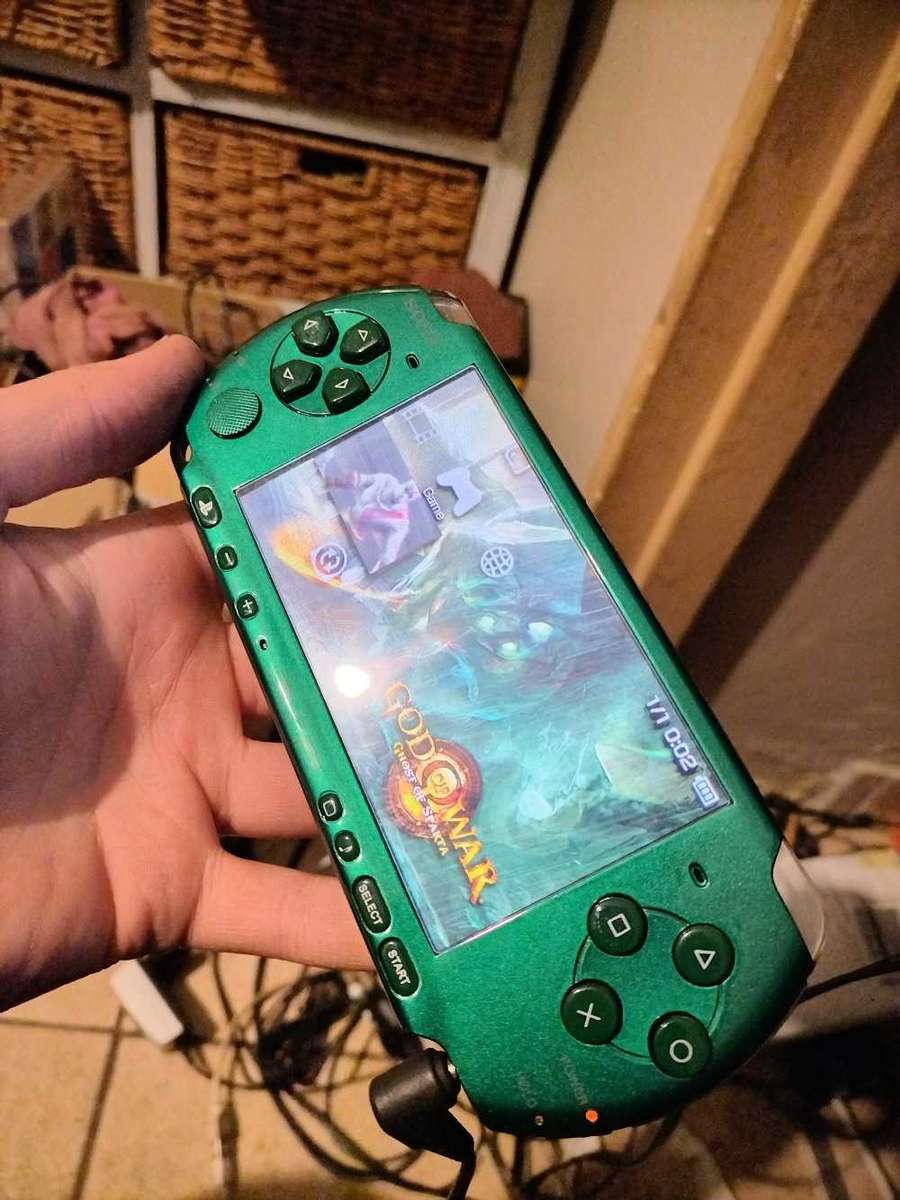 Psp 3000 console  Spirited green