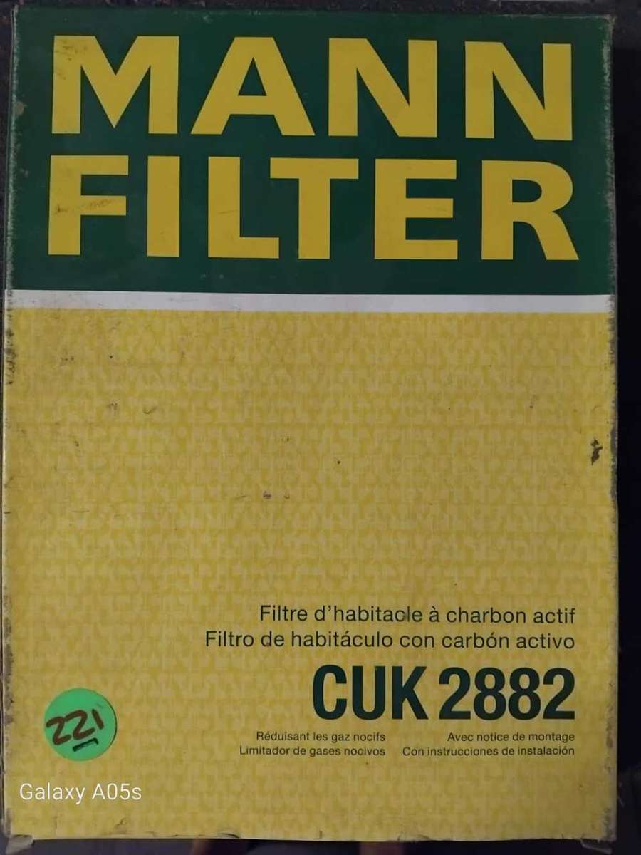 MANN FILTER CUK 2882  ( VOLKSWAGEN GOLF / JETTA / PASSAT )
