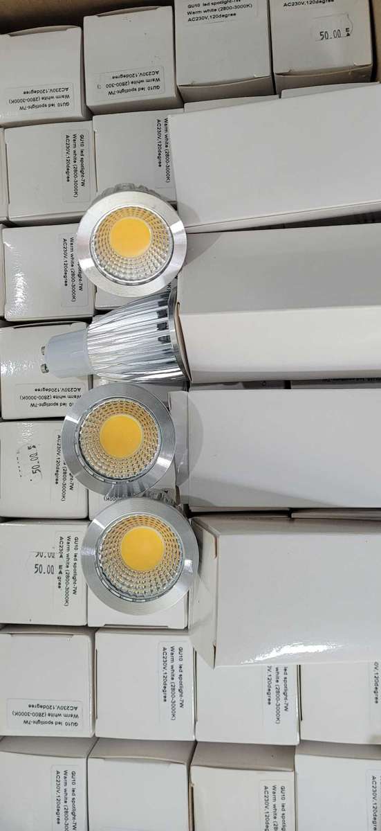 High Quality AC/DC 12v  GU10 Spot Light Bulbs, 7w  (Bid Per Piece)