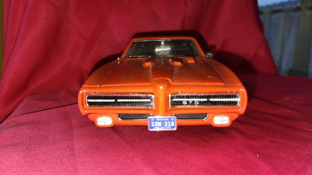 69' GTO "The Judge" (1:18)
