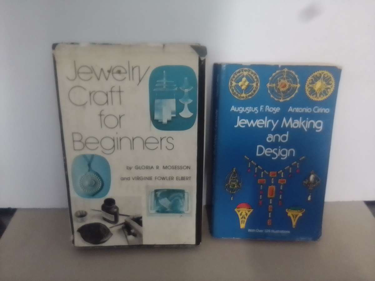 JEWELRY MAKING BOOKS.