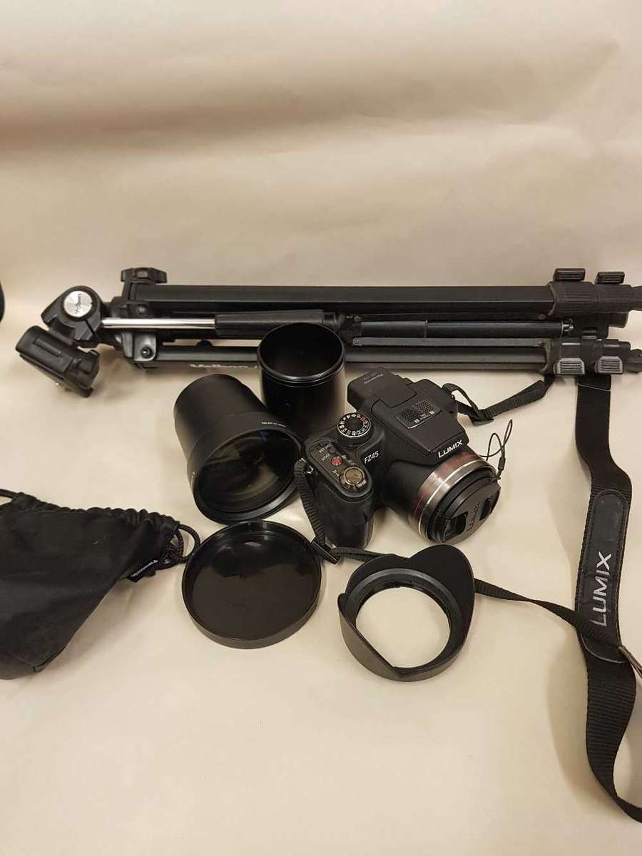 Panasonic Lumix FZ 45. x24 zoom camera with additional 2.2 x zoom lens