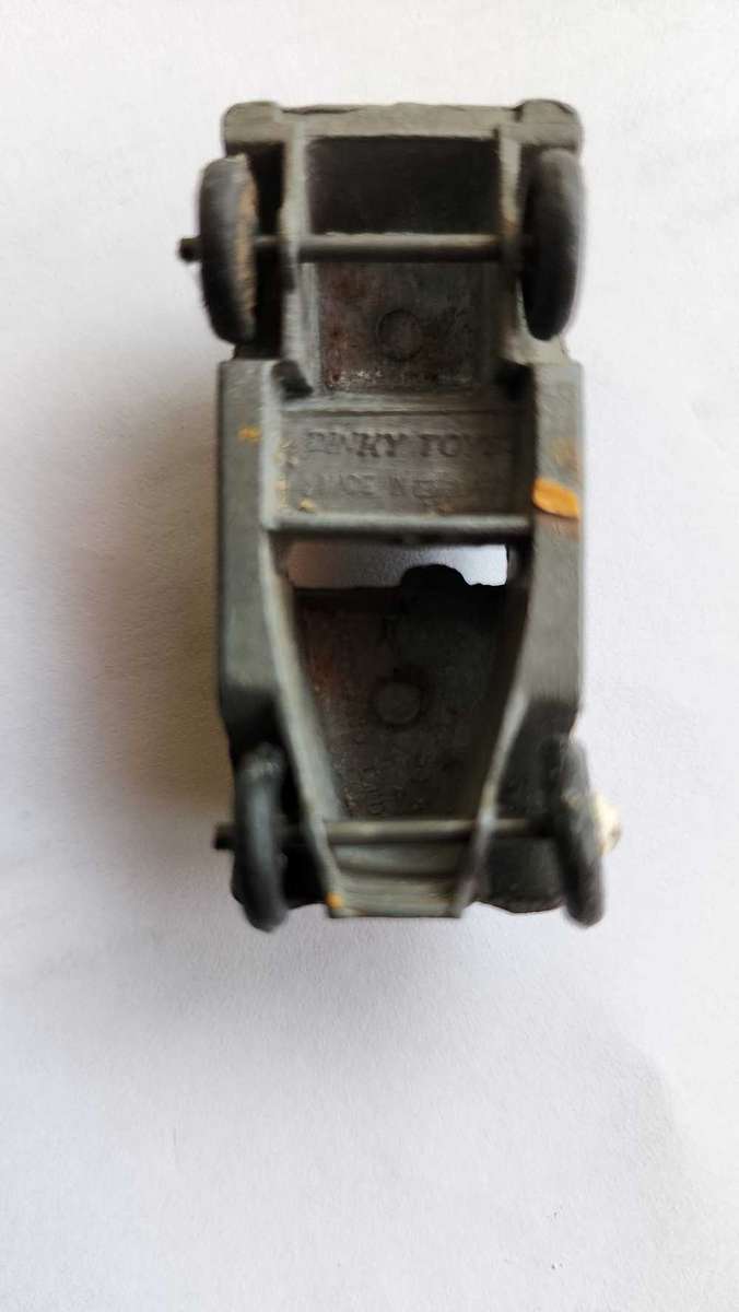 Dinky Austin #35d of the 1940's