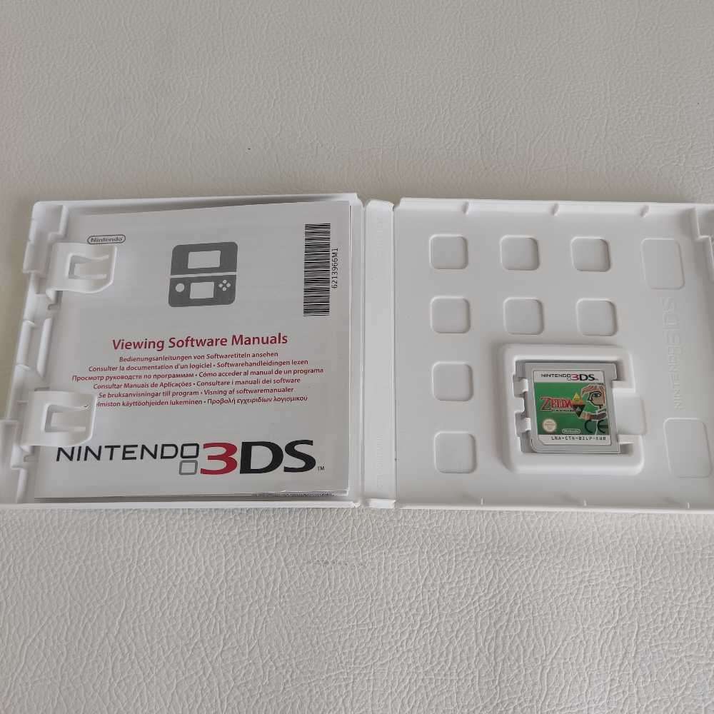 The Legend of Zelda A Link Between Worlds Nintendo 3DS Selects